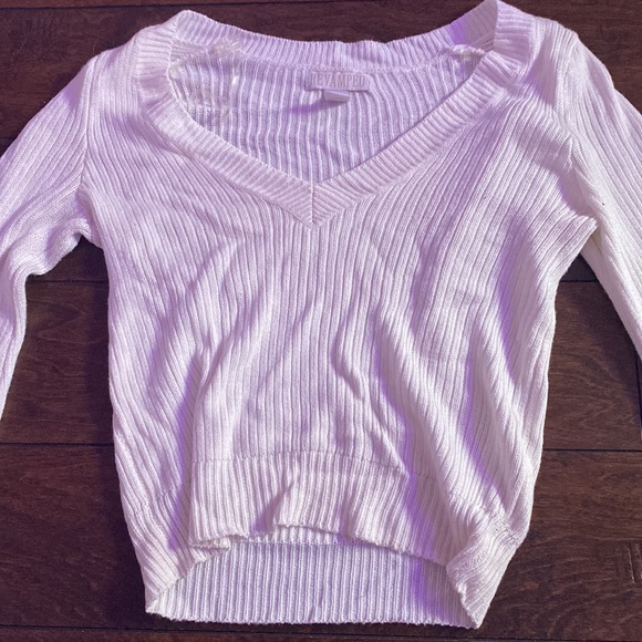 White Cropped Knit Top - Picture 2 of 3